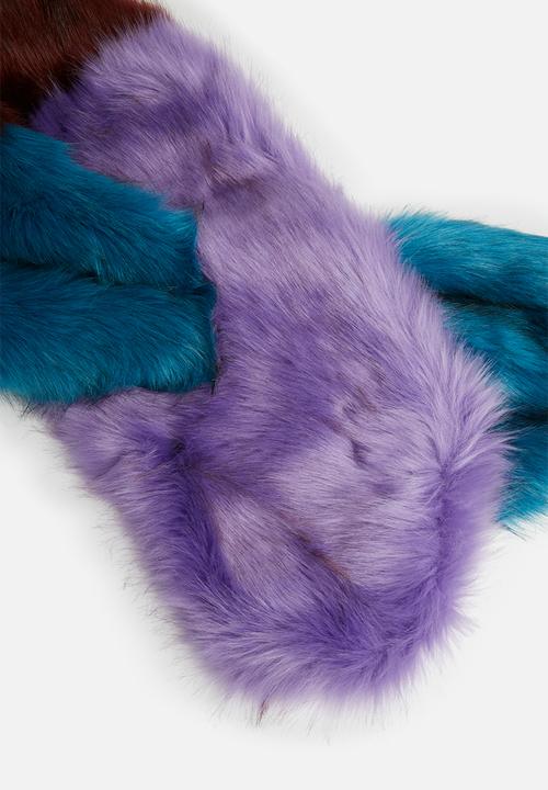 Missguided - Colour block faux fur shawl