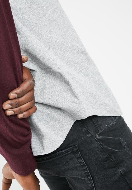 basicthread - Raglan curved hem slim tee