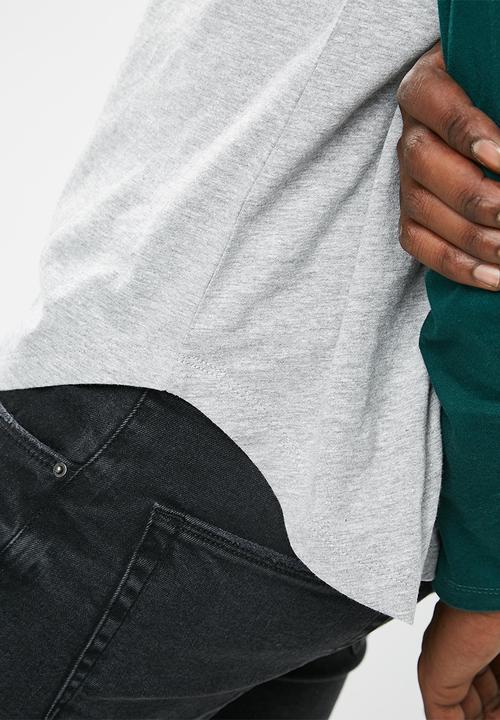 basicthread - Raglan curved hem slim tee