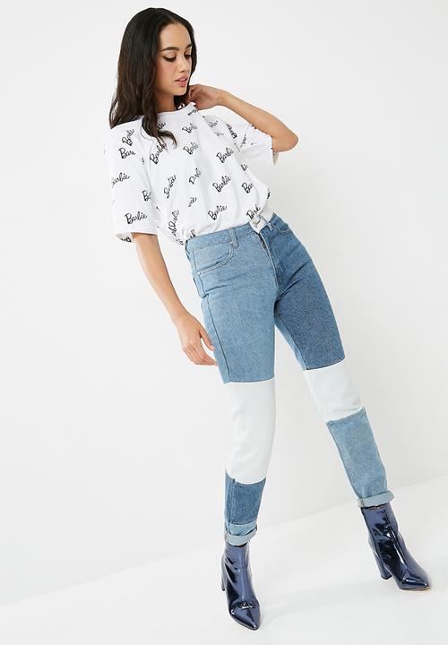 Missguided - Barbie x Missguided logo print t-shirt
