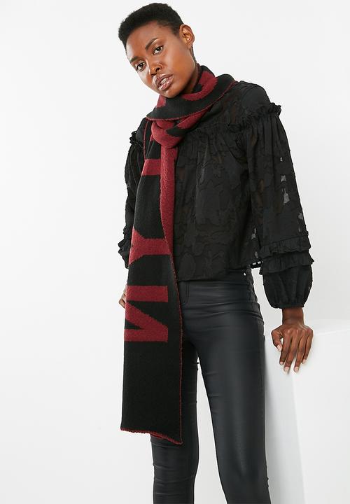 Missguided - Brooklyn slogan scarf