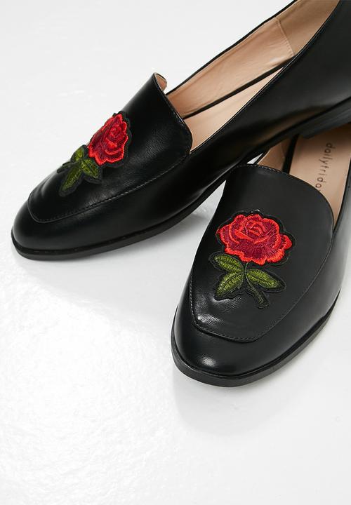 dailyfriday - Rose embroidered slip on loafer - black