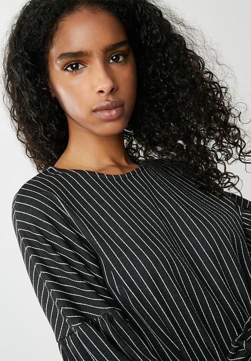 dailyfriday - Balloon sleeve top