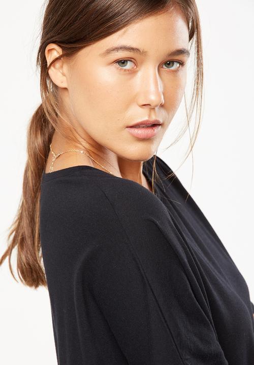 Cotton On - Shilah oversized roll sleeve tee - black