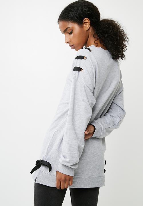 dailyfriday - Eyelet detail sweat