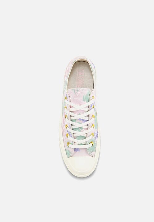Converse - Chuck Taylor All Star 70 - Barely Rose / Jaded / Egret