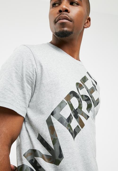 Converse - Cross body tee