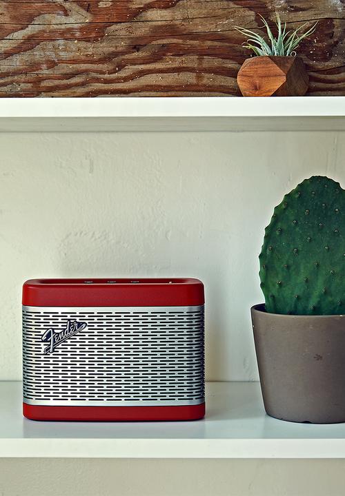 Fender - Newport bluetooth speaker - dakota red