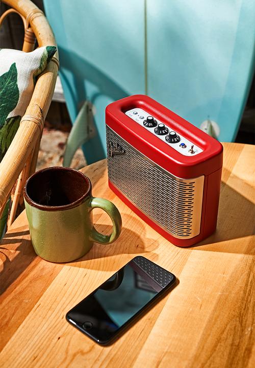 Fender - Newport bluetooth speaker - dakota red
