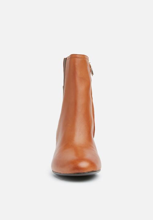 ALDO - Frialia