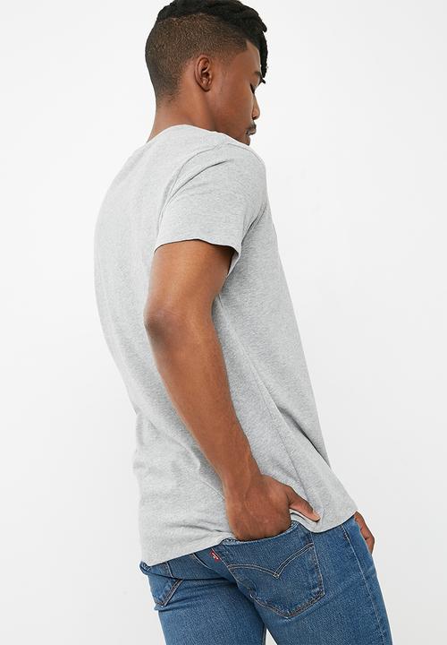 Levi’s® - Graphic set in neck tee