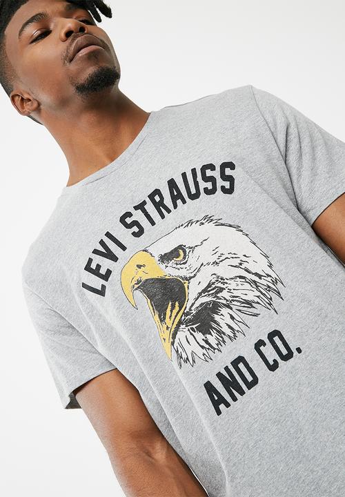 Levi’s® - Graphic set in neck tee