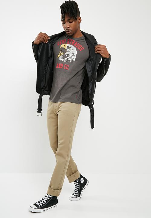 Levi’s® - Graphic set in neck tee