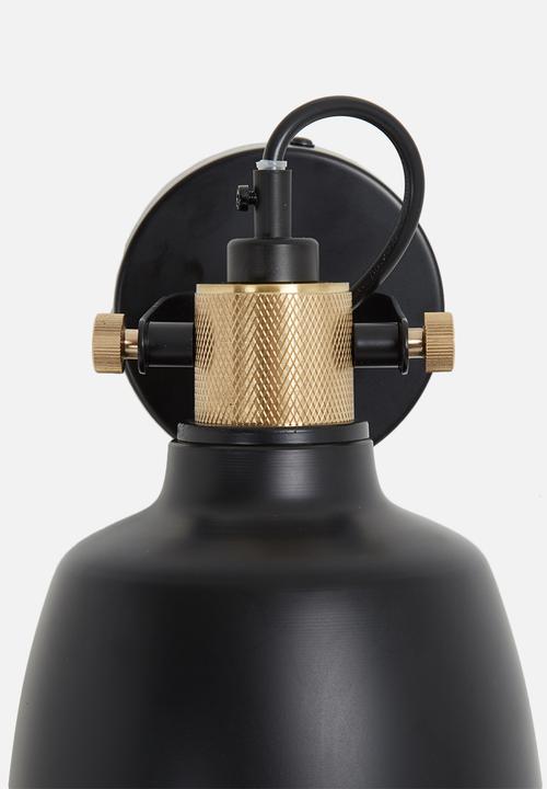 Sixth Floor - Brooklyn wall light - black