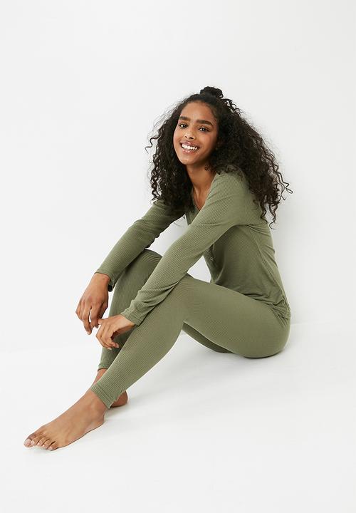Missguided - Long sleeve ribbed pyjama set - green