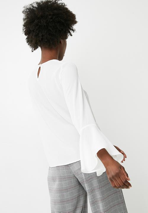 dailyfriday - Blouse with flared sleeve - white
