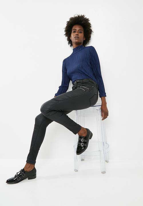 Vero Moda - Plissé high neck long sleeve top - blue 