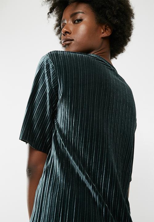 Jacqueline de Yong - Nina short sleeve pleated top - green 