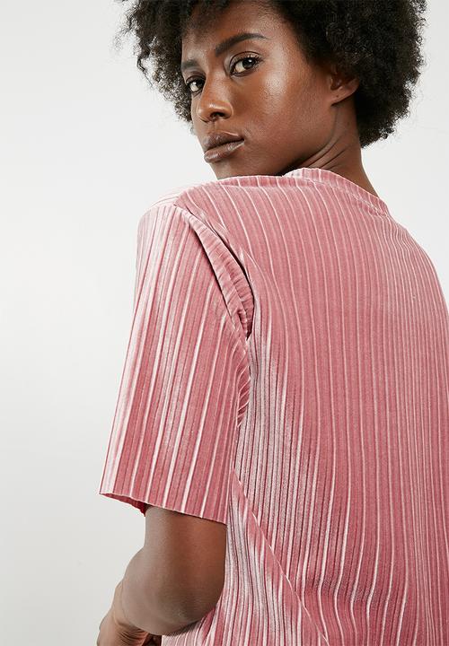 Jacqueline de Yong - Nina short sleeve pleated top - pink 