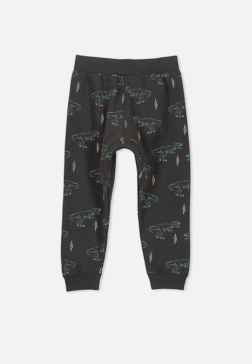 Cotton On - Kids Luca trackpants - black 