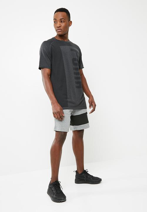 PUMA - Evoknit short sleeve tee - black