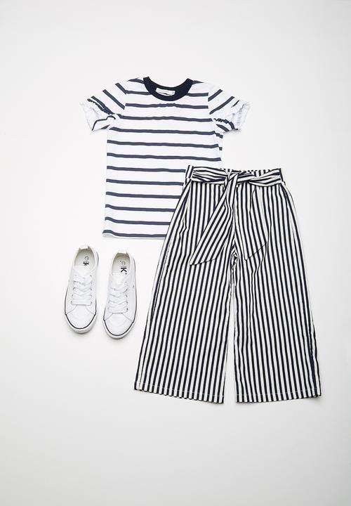 dailyfriday - Kids girls frill sleeve tee - blue & white 