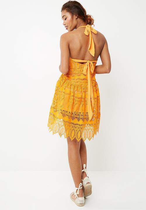 Vero Moda - Goldie dress - orange