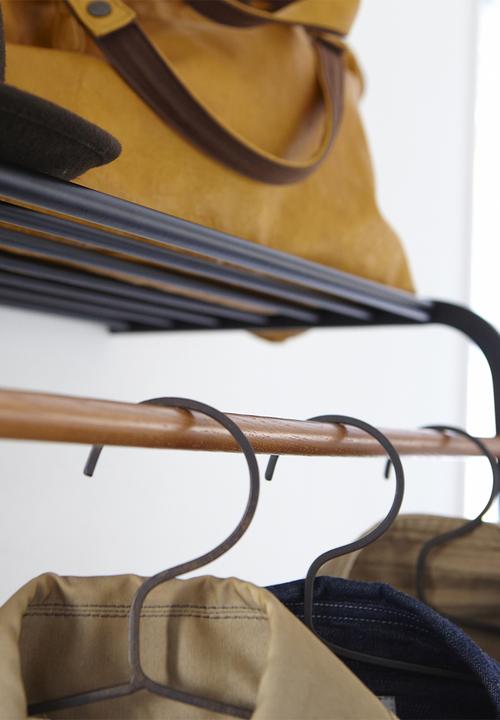 Yamazaki - Tower leaning rail with shelf - black