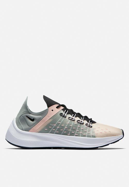 nike exp trainers