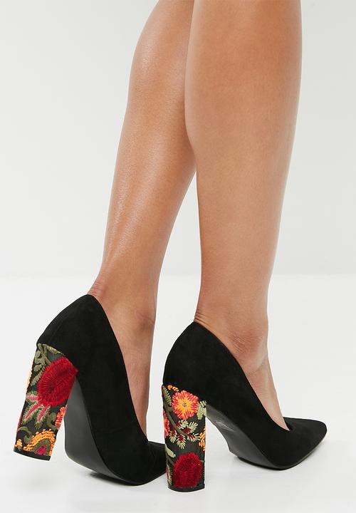 Superbalist - Lisa embroidered block heel - black