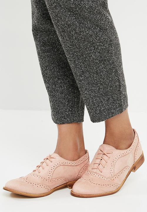 Superbalist - Lace up brogue - pink