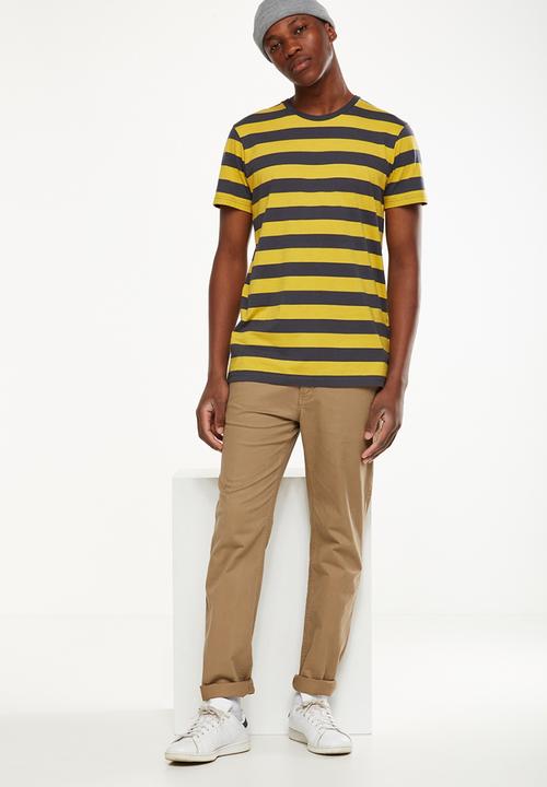 Cotton On - Tbar premium crew tee - blue & yellow 