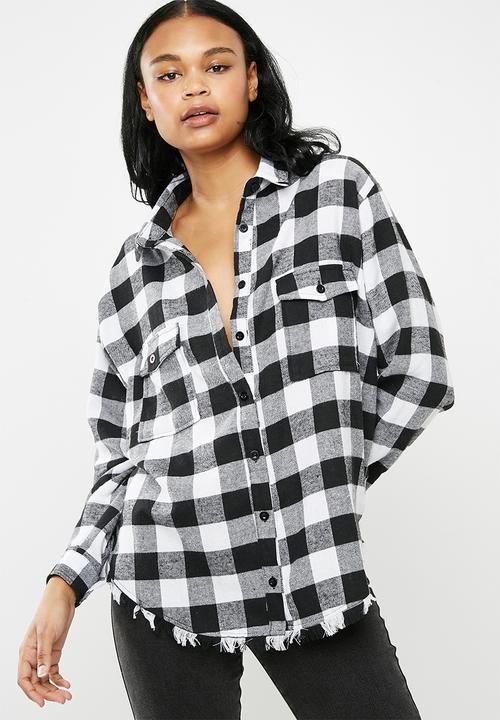 Missguided - Barbie x missguided checked shirt - black & white 
