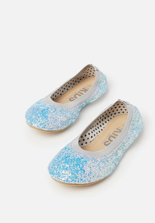 flat shoes cotton on