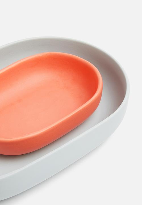 Urchin Art - Mismatch platter set - grey & orange