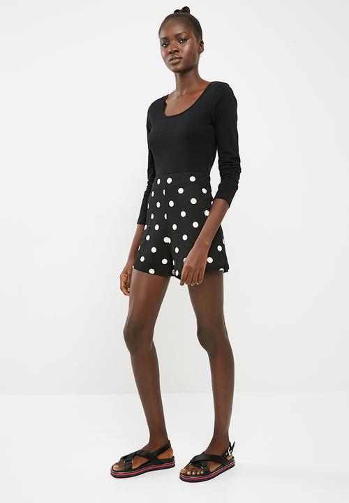 Superbalist - Pull on knit short - black & white 