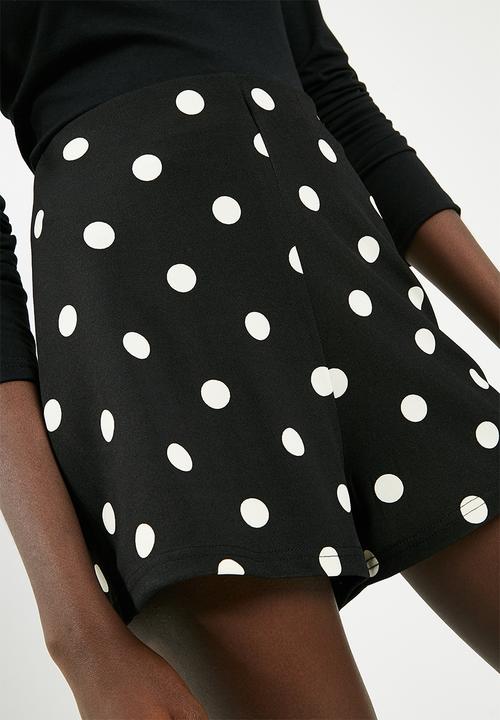 Superbalist - Pull on knit short - black & white 