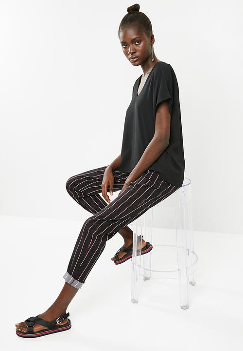 Superbalist - V-neck blouse - black 