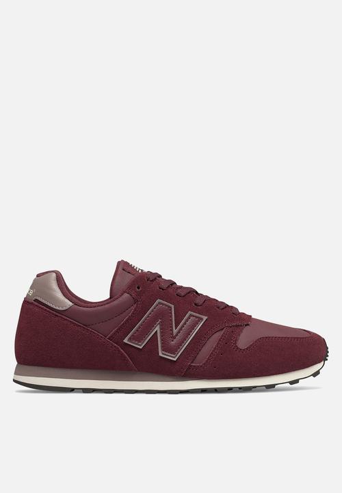 burgundy new balance shoes