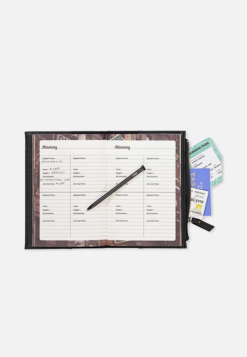 Typo - Travel zip journal - black