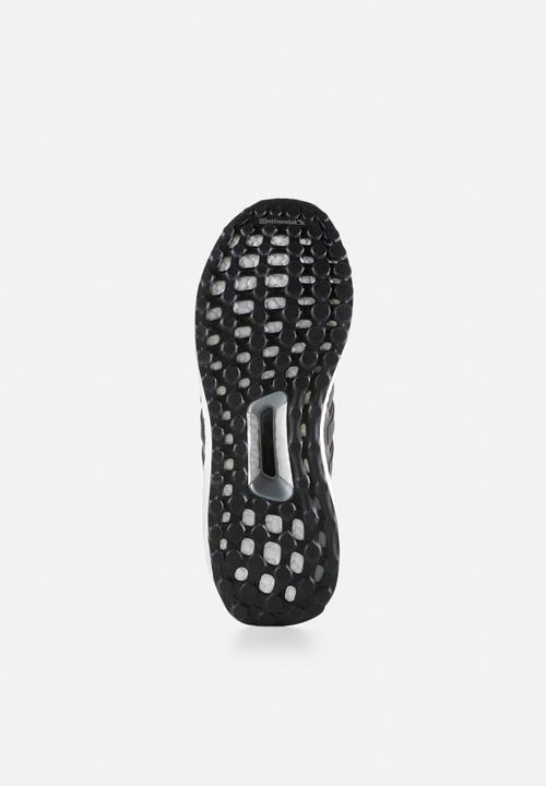 adidas Originals - UltraBOOST - Core Black 