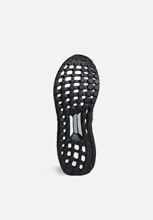 adidas Performance - UltraBOOST Laceless  - core black / white