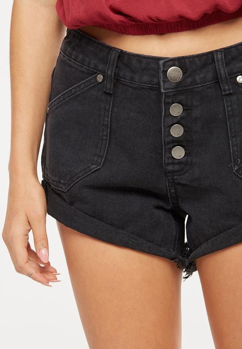 Cotton On - Mid Saturday denim short - black 