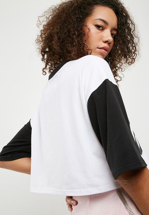 Missguided - Barbie mono contrast crop T-shirt - white & black 