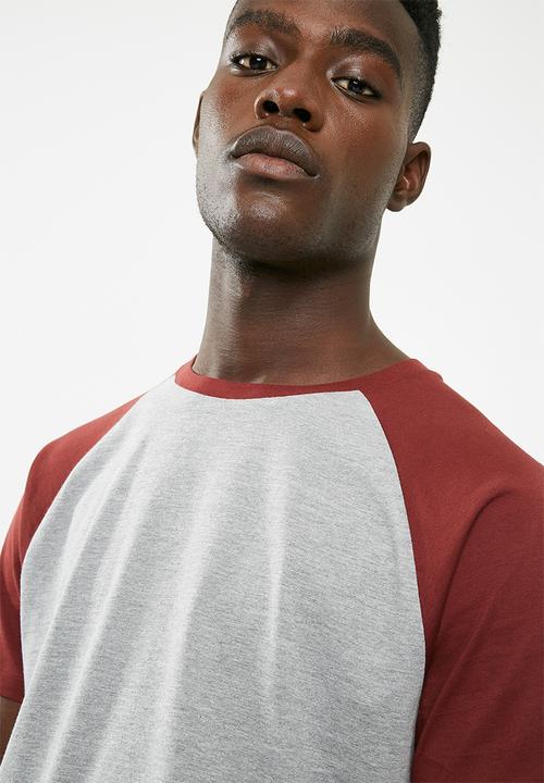 Superbalist - Short sleeve raglan crew neck tee - burgundy & grey 
