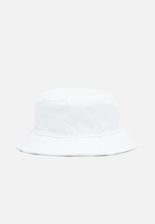Superbalist - Bucket hat fabric - silver
