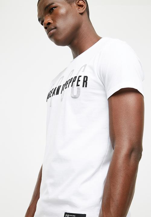 S.P.C.C - Raw edge crew neck tee with print & applique - white