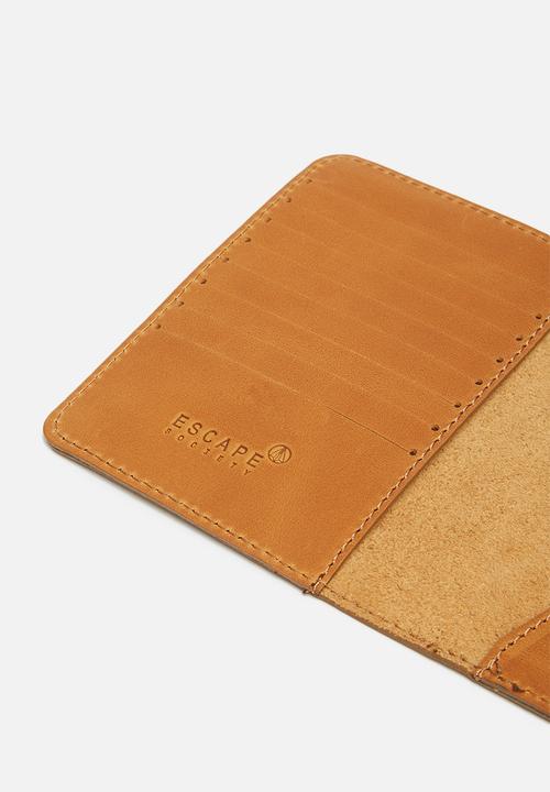 Escape Society - Leather passport holder - tan