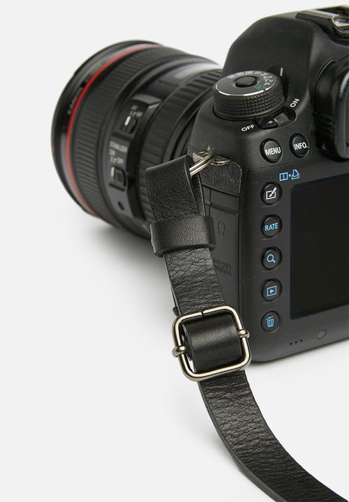 Escape Society - Leather camera sling - black