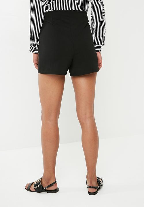 Superbalist - Side button short - black